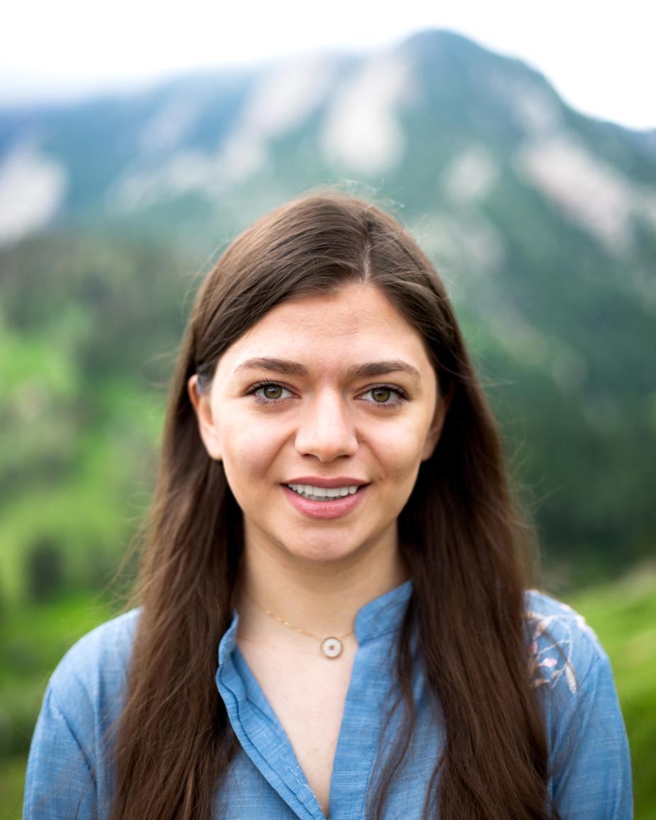 Haniye Kashgarani, University of Wyoming